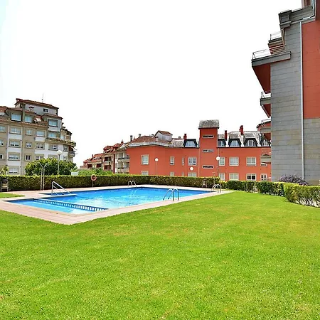 Galihost - Apartamento Con Piscina En El Centro De Sanxenxo Exterior photo