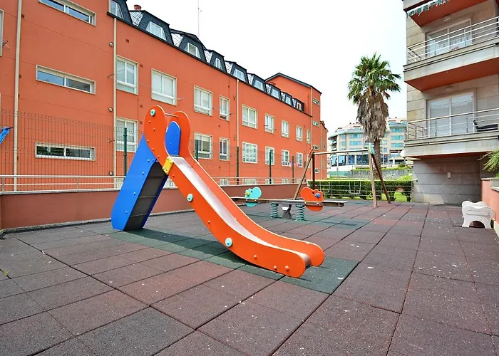 Galihost - Apartamento Con Piscina En El Centro De Sanxenxo